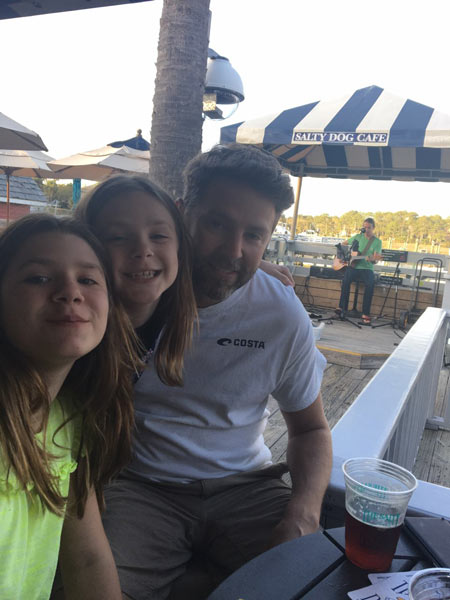 Salty-Dog-Restaurant Hilton head