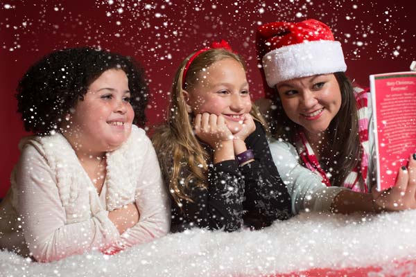 Win 4 tickets to Dickens’ Christmas Towne at Nauticus