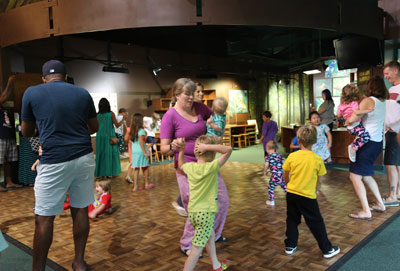 Make Waves at Pajama Jam – Under the Sea at the Virginia Living Museum!