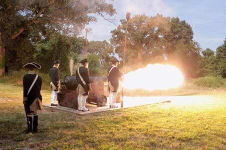 yorktown-battlefield-artillary-firing